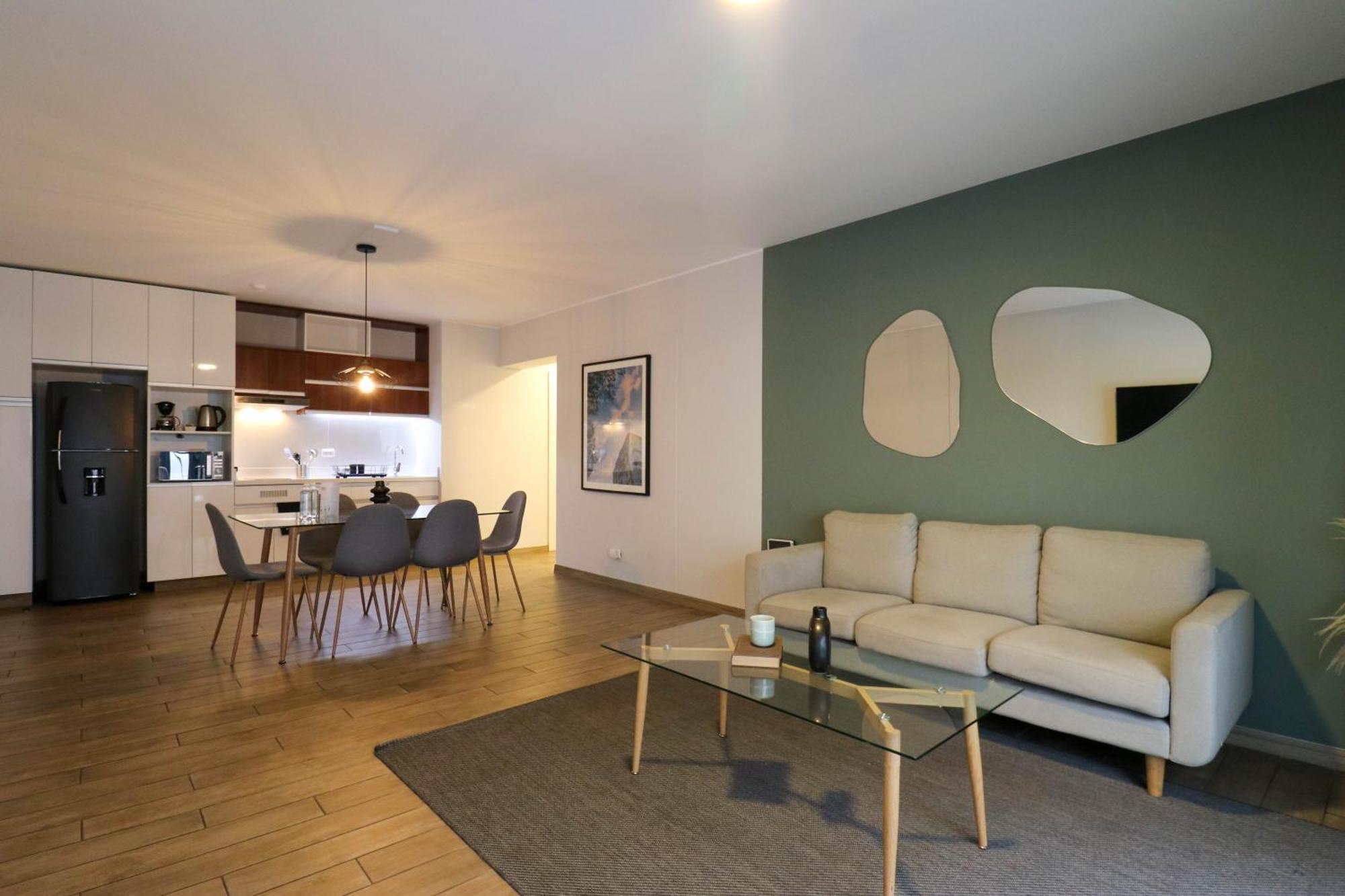 Soho By Wynwood House * Lima